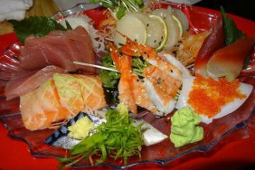 ホーチミン の ユニークな 寿司 屋 Ichiba Sushi